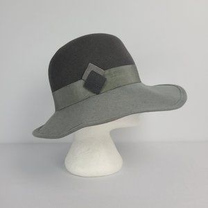 Vintage fur felt Anita Pineault Hat